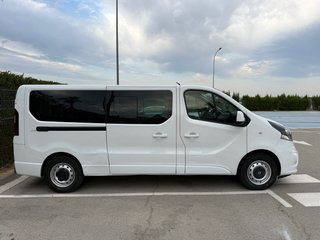 🚐 OPEL VIVARO EXTRA LARGA 9 PLAZAS 2017