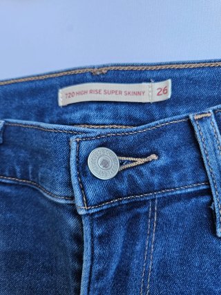 Levi's 720 High Rise Super Skinny Jeans W26 L30