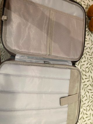 Funda gris para tablet o portátil