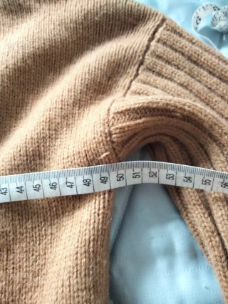Chaqueta marrón de Massimo Dutti.