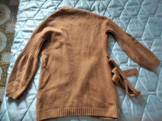 Chaqueta marrón de Massimo Dutti.