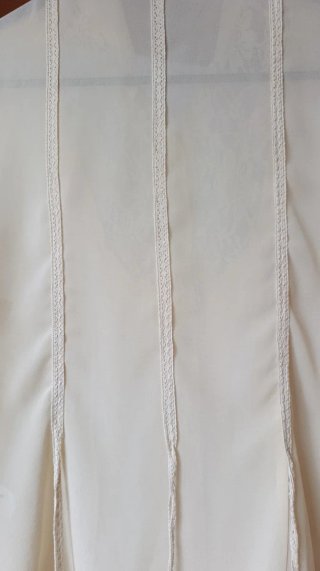 Camisa vintage crema con encaje