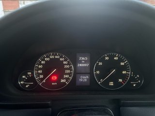 Mercedes C230 V6