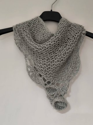 Toquilla y jersey M TODO 5 eur!