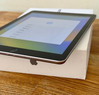 Apple iPad 9.7” de 5 generación