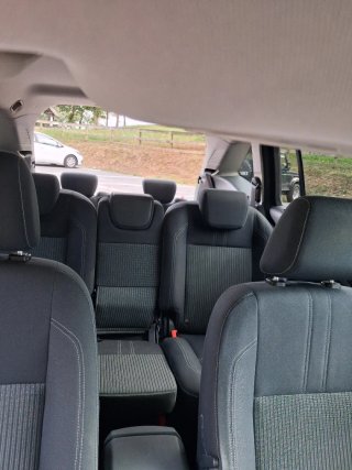 Ford Grand C-MAX 2011