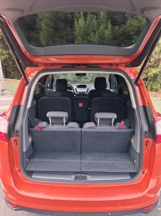 Ford Grand C-MAX 2011