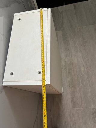 Armario de madera blanco para colgar