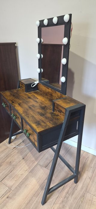 Tocador con espejo y luces LED y taburete