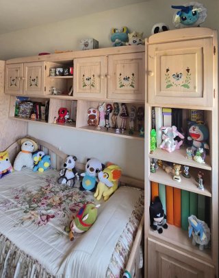 Dormitorio juvenil madera pintada