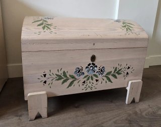 Dormitorio juvenil madera pintada