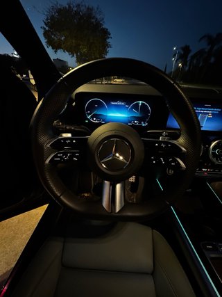 Mercedes-Benz GLA 250e 2024