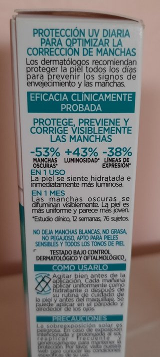 L'Oréal Bright Reveal Fluido Antimanchas SPF50+