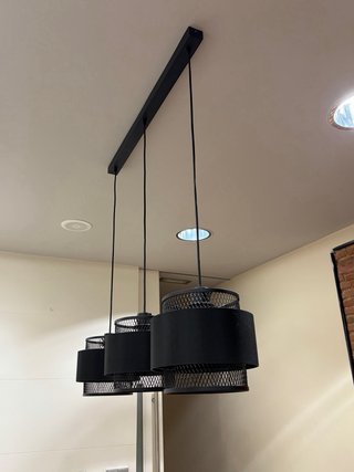Lámpara colgante negra moderna