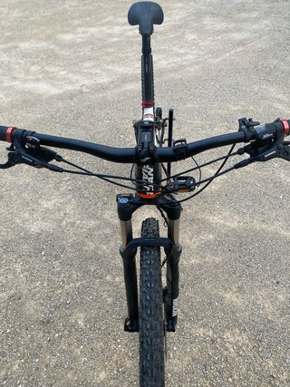 Bicicleta Montagna Carbonio 29 Giant XTC