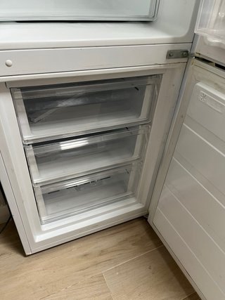 Nevera combi blanca