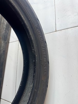 Neumático Michelin Pilot Power con menos de 1000km
