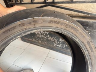 Neumático Michelin Pilot Power con menos de 1000km