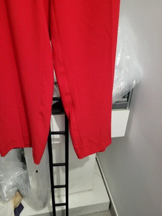 Pantalones rojos de vestir