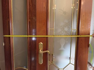 Puerta maciza de roble con cristal