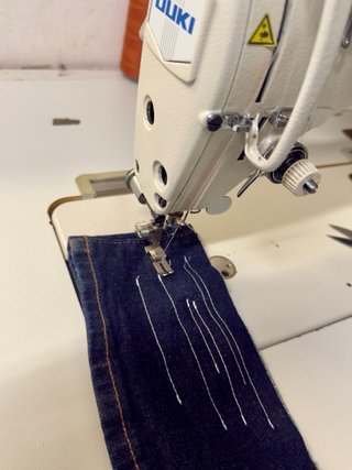 Máquina de coser plana, recta  JUKI  DDL-8700-7