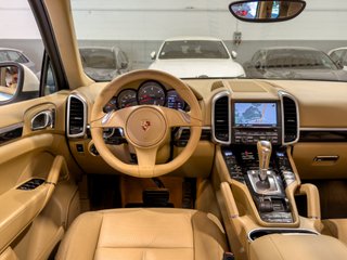 Porsche Cayenne Diesel 3.0 V6 · 240 CV · Tiptronic · Techo · Bose