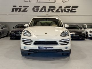 Porsche Cayenne Diesel 3.0 V6 · 240 CV · Tiptronic · Techo · Bose