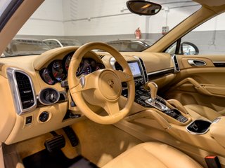 Porsche Cayenne Diesel 3.0 V6 · 240 CV · Tiptronic · Techo · Bose