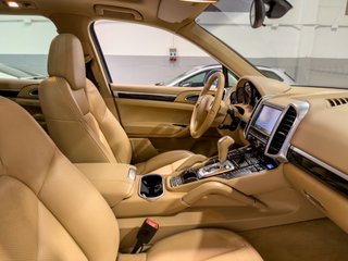 Porsche Cayenne Diesel 3.0 V6 · 240 CV · Tiptronic · Techo · Bose
