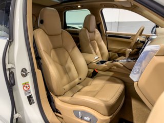 Porsche Cayenne Diesel 3.0 V6 · 240 CV · Tiptronic · Techo · Bose