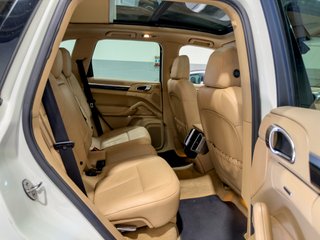 Porsche Cayenne Diesel 3.0 V6 · 240 CV · Tiptronic · Techo · Bose