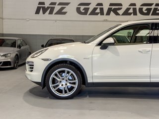 Porsche Cayenne Diesel 3.0 V6 · 240 CV · Tiptronic · Techo · Bose