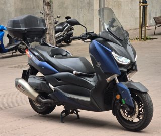 Yamaha X-Max 400