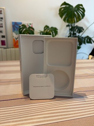 Caja iPhone 14 Pro