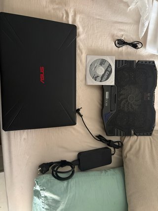 Portátil ASUS TUF Gaming FX705DY