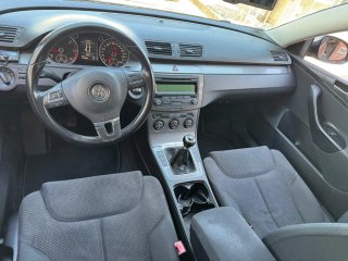 Volkswagen Passat 2010