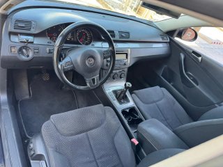 Volkswagen Passat 2010
