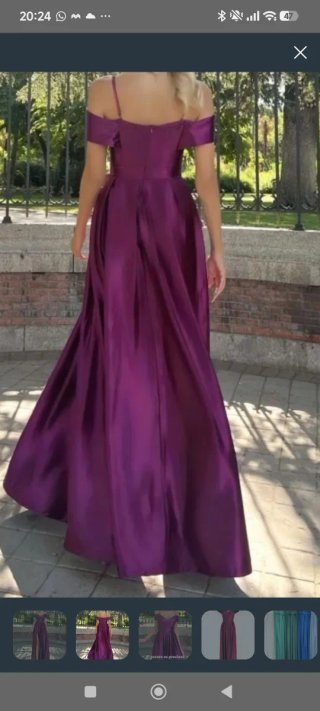 Vestido de fiesta con abertura