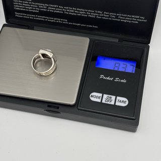 Anillo de oro blanco 18kt con diamantes