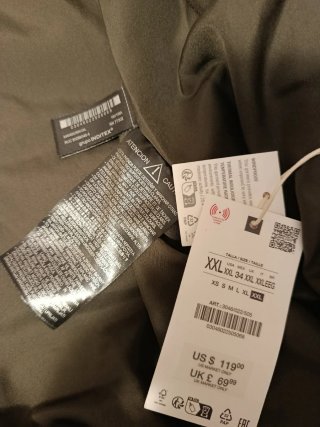 Anorak acolchado verde Zara