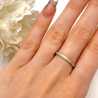 Anillo de oro 9kt con diamantes
