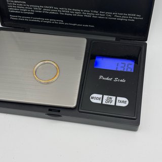 Anillo de oro 9kt con diamantes