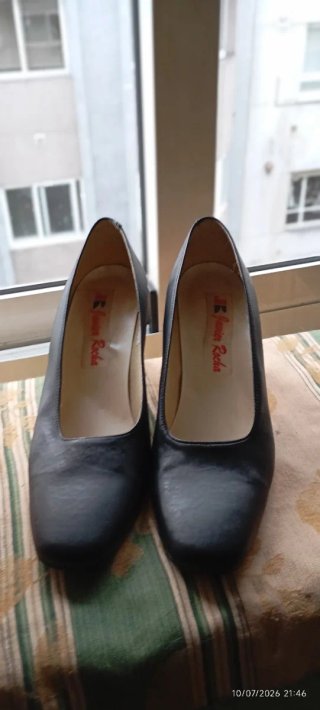 Zapatos de tacón Anna Roza negros