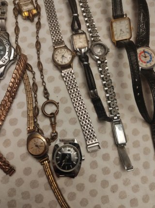 Lote relojes antiguos y joyas