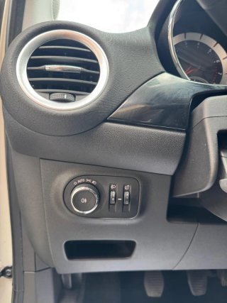 Opel ADAM 2016