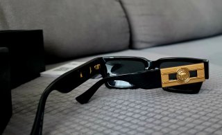 Gafas de Sol Versace Negras y Doradas