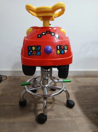 Asiento infantil para peluquería