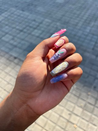 Manicura y pedicura profesional