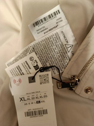 Anorak acolchado Zara beige