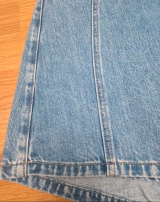 Falda pantalón vaquera mini Stradivarius T32